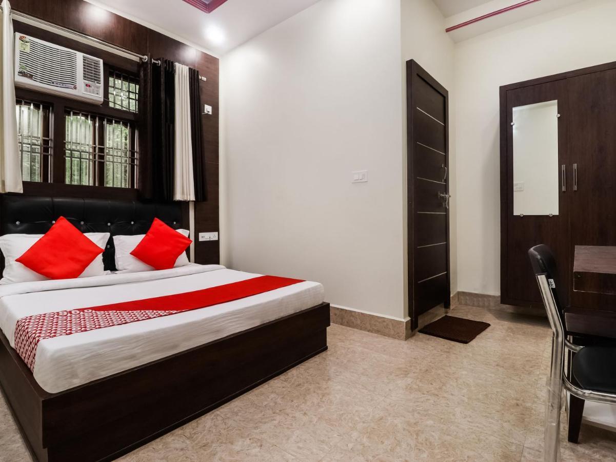 Oyo 70930 The Moon Hotel Asansol Ngoại thất bức ảnh